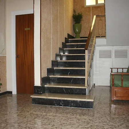 בית הארחה Torre Mar 3*