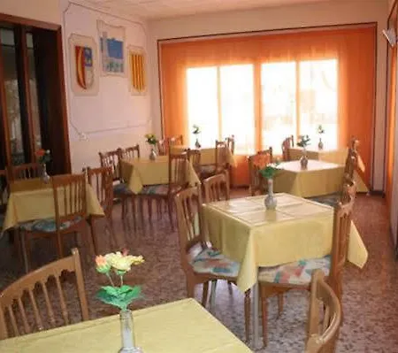 Torre Mar בית הארחה